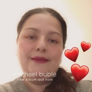 Meet your Posher, Lucrecia